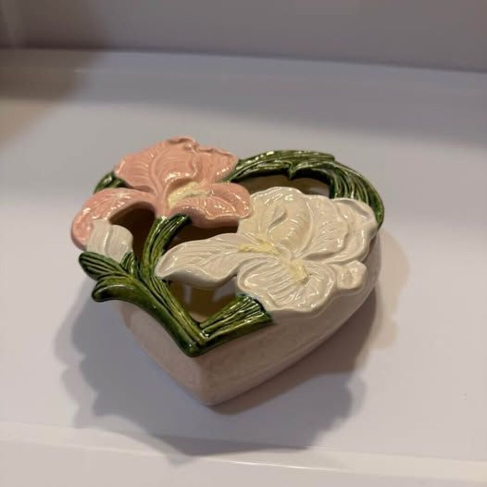 Vintage 1997 Hand-Painted Ceramic Heart Trinket Box - Iris Floral Design